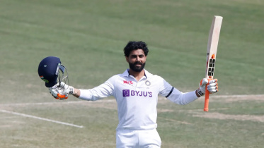 jadeja_hundred.jpg