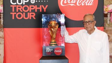abdul_hamid_world_cup_trophy.jpg