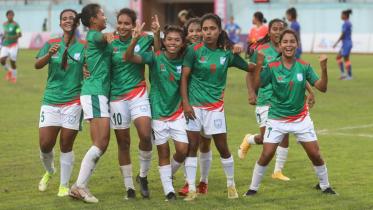 Bangladesh women football team 