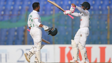 Zakir Hasan & Mushfiqur Rahim 