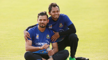 Mashrafee Mortaza and Mushfiqur Rahim 