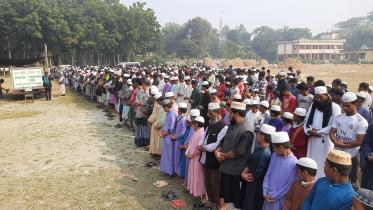  ব্রাহ্মণবাড়িয়ায় স্থপতি মোবাশ্বের হোসেনের জানাজা সম্পন্ন