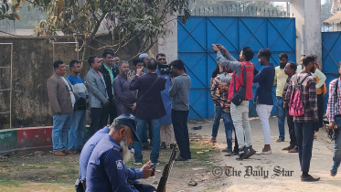 বগুড়া-৬ উপনির্বাচন: বহিষ্কৃত যুবলীগ নেতার বিরুদ্ধে কেন্দ্র দখলের অভিযোগ