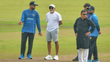 Tamim Iqbal and Chandika Hathurusingha 