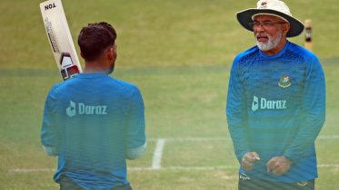 Najmul Hossain Shanto & Chandika Hathurusingha 