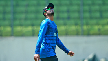 অধিনায়কত্ব ছাড়তে চান সাকিব