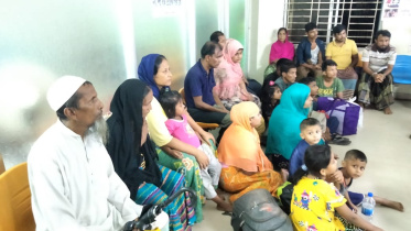 টেকনাফে মানব পাচারকারী চক্রের ৪ সদস্য গ্রেপ্তার, শিশুসহ ১৯ রোহিঙ্গা উদ্ধার