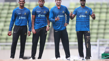 Mushfik Hasan, Khaled Ahmed, Taskin Ahmed, Ebadot Hossain