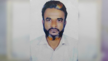 নালার পানিতে ভেসে গেছেন বাবা, ভেসে যাচ্ছে পরিবারের ভবিষ্যৎও