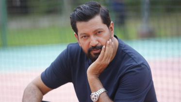 মাহফুজ আহমেদ.jpg