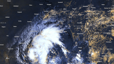 ৬ কিলোমিটার বেগে এগোচ্ছে নিম্নচাপ, কাল থেকে উপকূলীয় এলাকায় ঝরবে বৃষ্টি