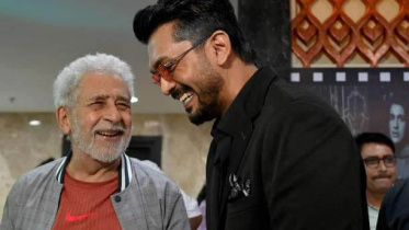 নাসিরউদ্দিন শাহ ও আরিফিন শুভ