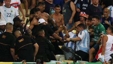 fans clash Brazil-Argentina match