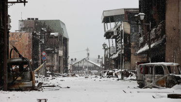 ভূমিকম্প আক্রান্ত ইশিকাওয়া প্রিফ্যাকচারের ওয়াজিমা অঞ্চলটি বরফে ঢেকে গেছে। ছবি: এএফপি
