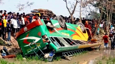 nawabganj_road_accident_01.jpg