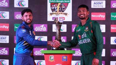 Kusal Mendis & Najmul Hossain Shanto