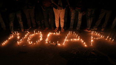 তামিলনাড়ুর রাজধানী চেন্নাইতে বিক্ষোভকারীরা মোমবাতি মিছিল বের করে এই আইনের বিরুদ্ধে স্লোগান দেয়। ছবি: রয়টার্স