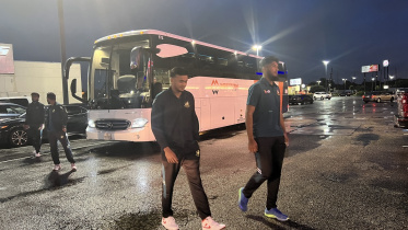 Taskin Ahmed & Rishad Hossain