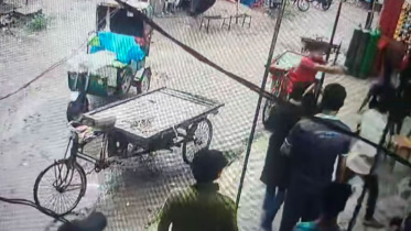 নরসিংদীতে ব্যবসায়ীকে লক্ষ্য করে যুবকের গুলি