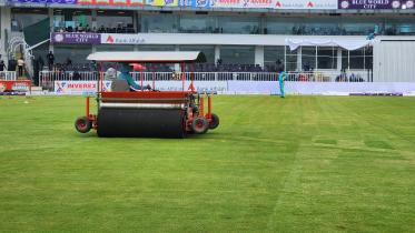  wet outfield at Rawalpindi Cricket Stadium.