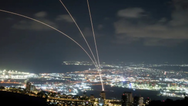 লেবাননে ক্ষেপণাস্ত্র হামলা চালাচ্ছে ইসরায়েল। ছবি: ডিডাব্লিউ