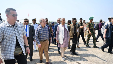 প্রধান উপদেষ্টা ড. মুহাম্মদ ইউনূস এবং জাতিসংঘ মহাসচিব অ্যান্তোনিও গুতেরেস রোহিঙ্গা শরণার্থী ক্যাম্প পরিদর্শনে আজ দুপুরে কক্সবাজারে পৌঁছেছেন। ছবি: Chief Adviser GOB/বাসস