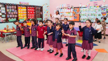 আমিরাতে কেজি স্কুল থেকেই শিশুরা এআই শিখবে। ছবি: সংগৃহীত/প্রতীকী 