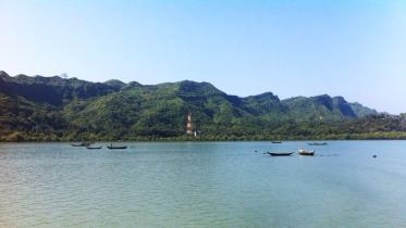 নাফ নদী.jpg