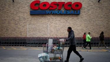 ইরানিদের শপিংয়ে নিষেধাজ্ঞা