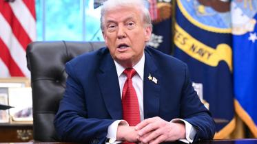 ওভাল অফিসে ট্রাম্প। ছবি: এএফপি