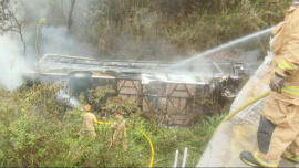 ইকুয়েডরে বাস দুর্ঘটনায় ১৪ জন নিহত। ছবি: এএফপি