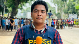 সাংবাদিক