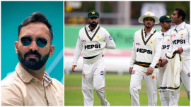 Dinesh Karthik and Pak