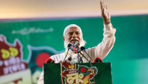 সমাবেশে বক্তব্য দিচ্ছেন জামায়াতে ইসলামীর আমির শফিকুর রহমান। ছবি: রাজিব রায়হান/স্টার