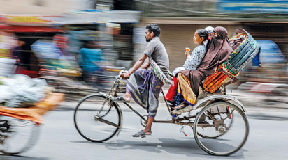 battery-powered rickshaw