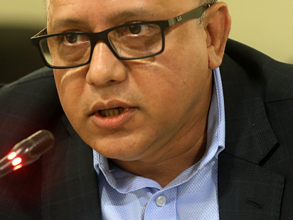 আহমেদ শাহীন