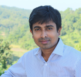 তরুন ইউসুফ, কবি ও কলামিস্ট