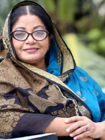 দর্শকরা আমার মাথার মুকুট: ডলি জহুর