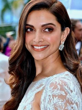 deepika_padukone_cannes_2018_cropped.jpg
