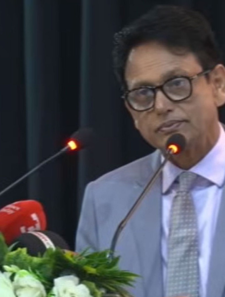 শিক্ষামন্ত্রী