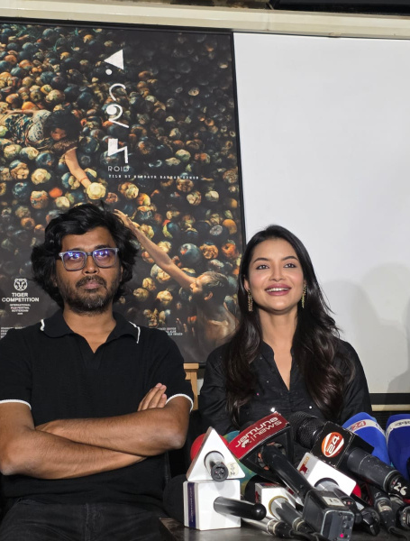 রইদ সিনেমার নতুন গান প্রকাশ পেয়েছে। ছবি: সংগৃহীত