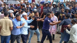  পটুয়াখালীর গলাচিপা উপজেলা সদরে বিএনপির স্থানীয় দুপক্ষের সংঘর্ষ হয়। ছবি: সংগৃহীত